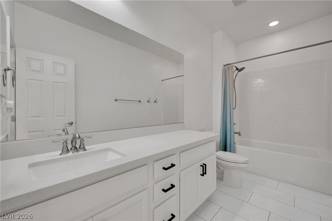 7129 Flora Lam Street Las Vegas NV 89166