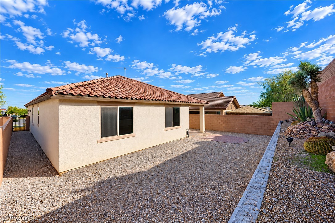 7129 Flora Lam Street Las Vegas NV 89166