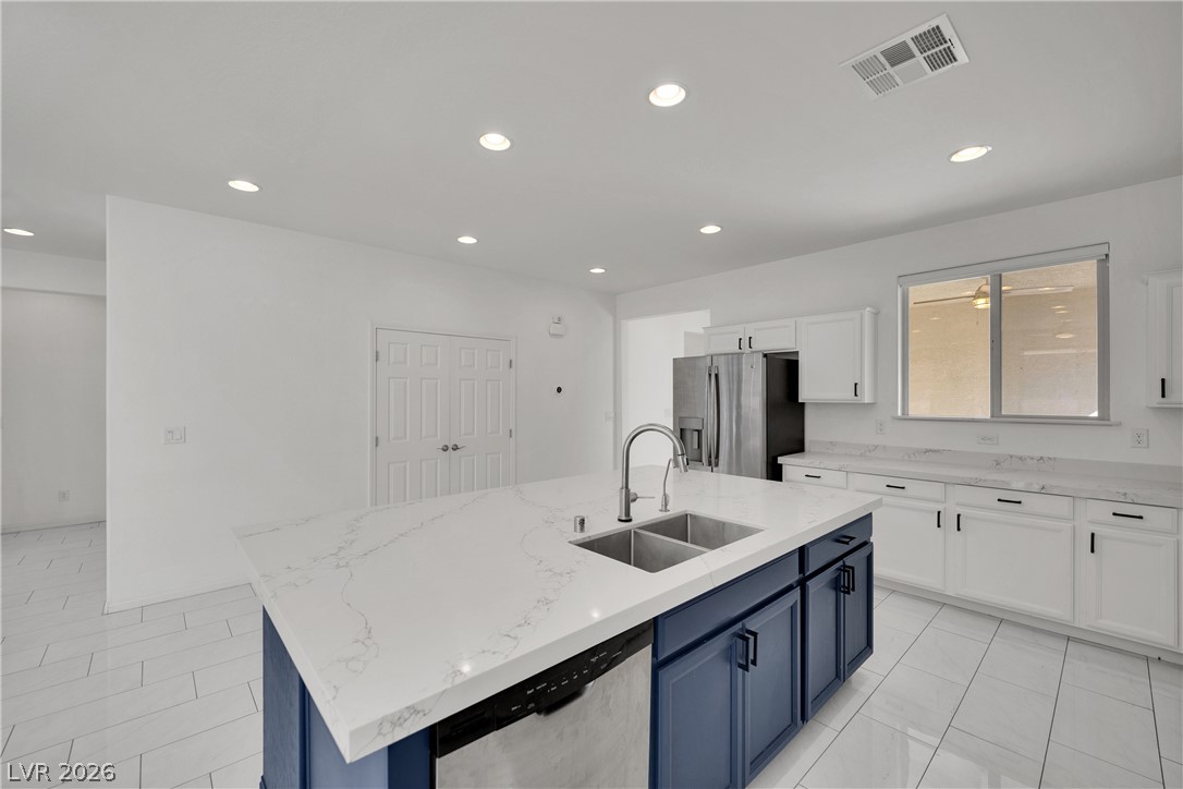 7129 Flora Lam Street Las Vegas NV 89166
