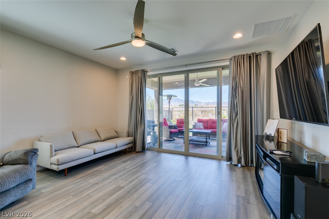 8977 Sweet Chestnut Lane Las Vegas NV 89178