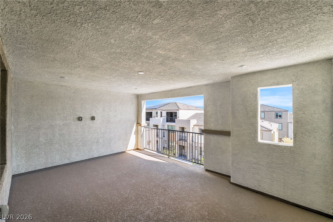 6176 Garden Crest Street Las Vegas NV 89148