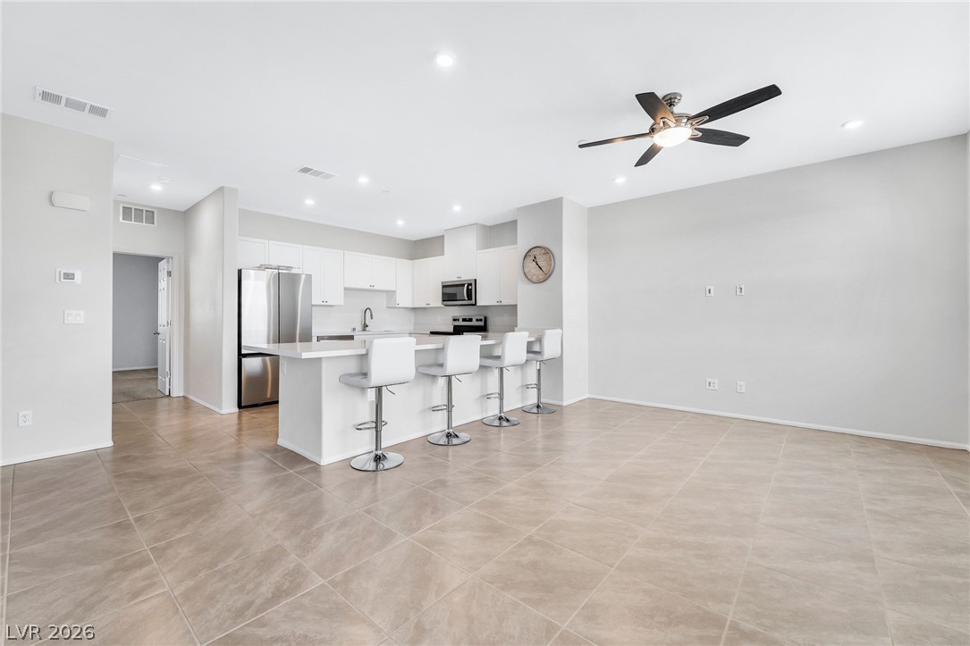 6176 Garden Crest Street Las Vegas NV 89148