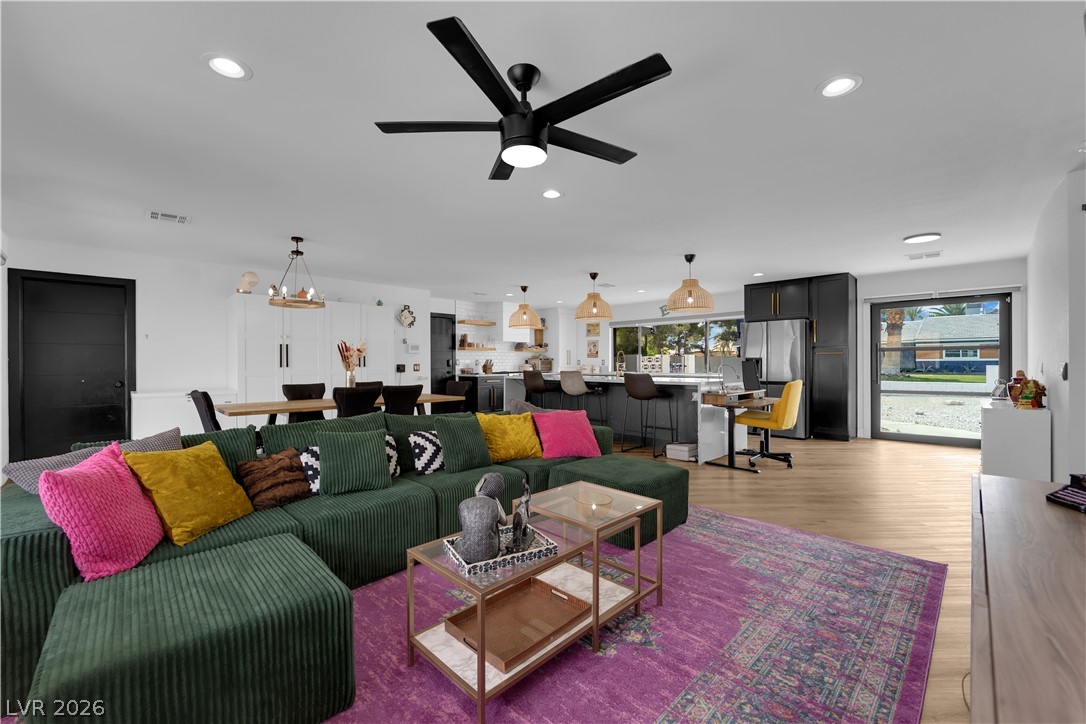 7810 Gilespie Street Las Vegas NV 89123