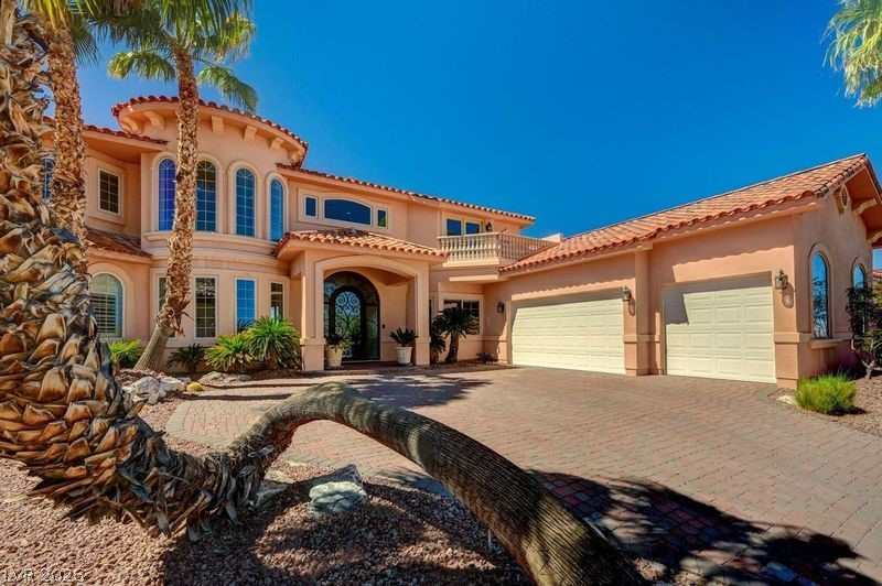 2 Camino Barcelona Place Henderson NV 89011