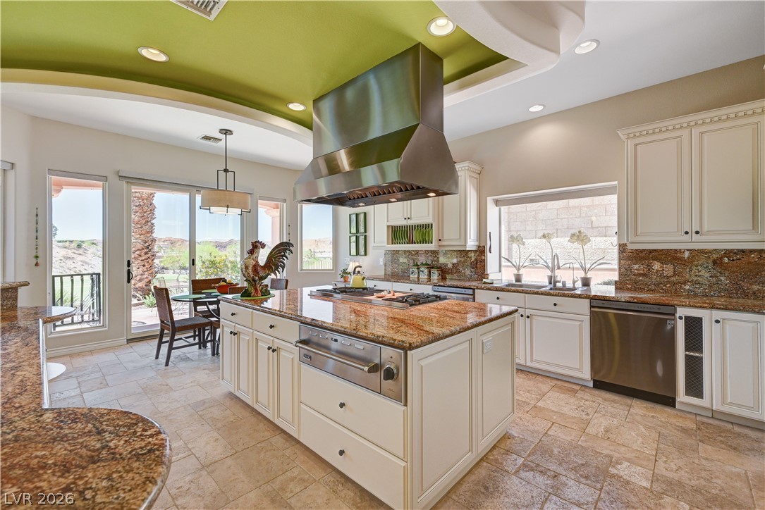 2 Camino Barcelona Place Henderson NV 89011