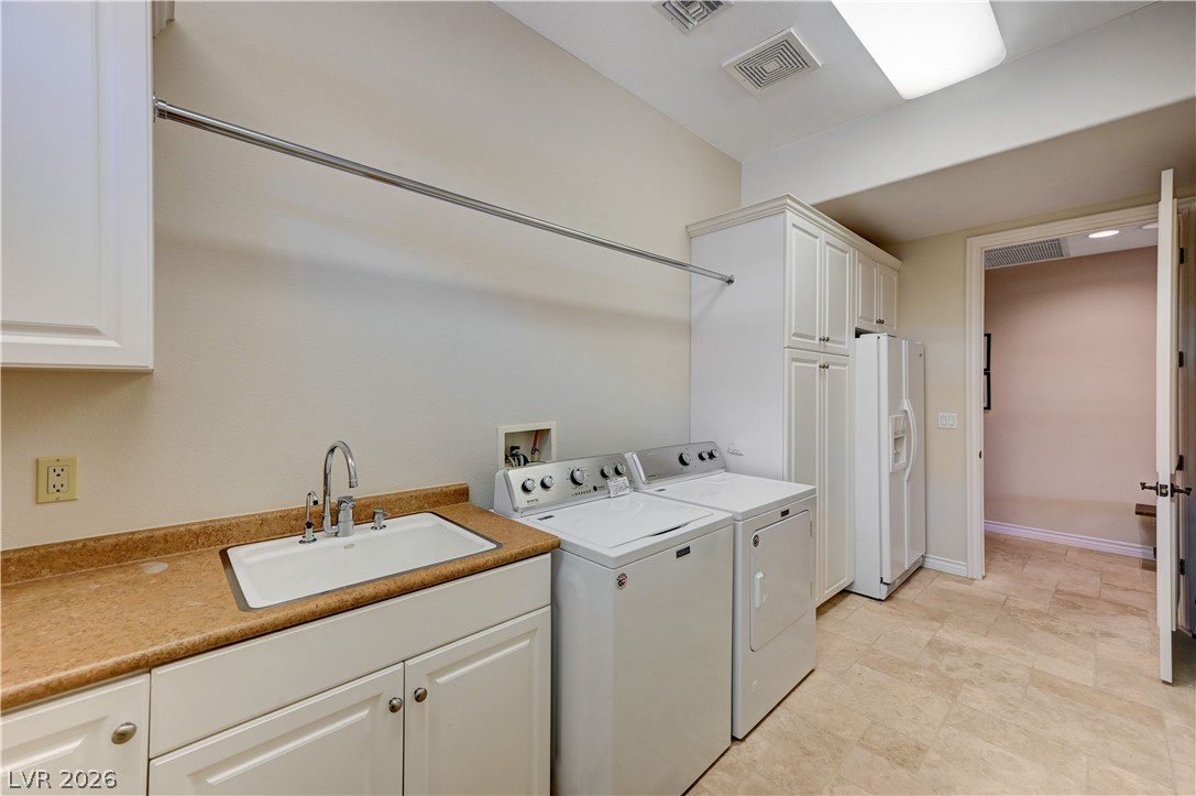 2 Camino Barcelona Place Henderson NV 89011