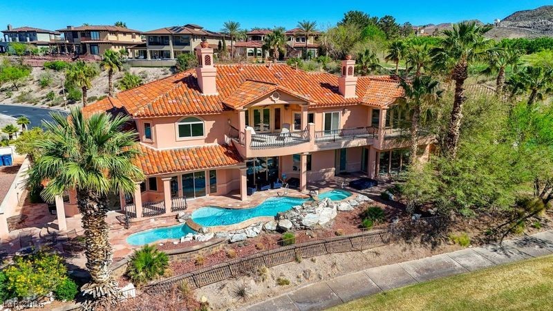 2 Camino Barcelona Place Henderson NV 89011