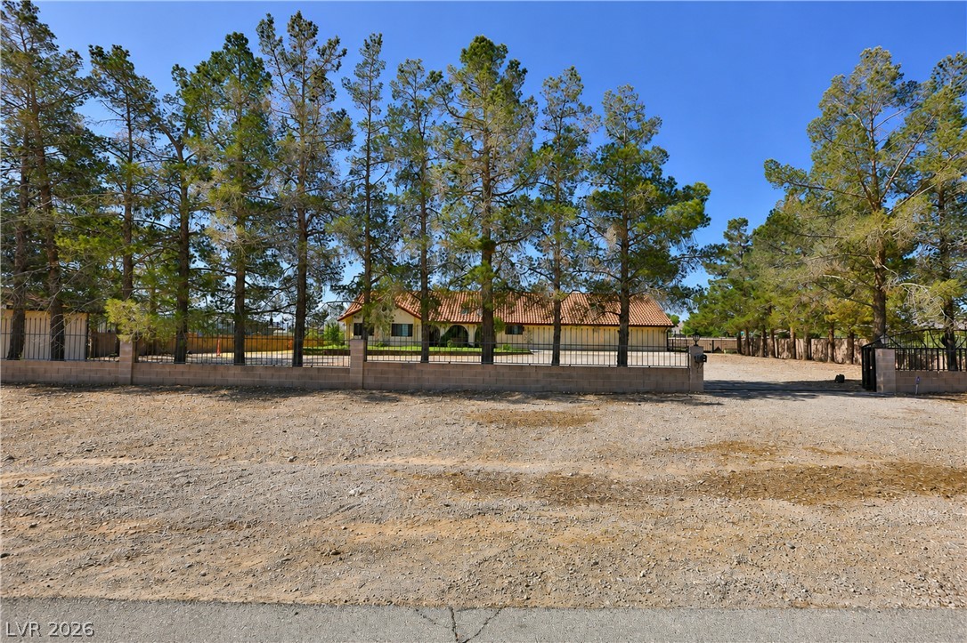 4325 West Pebble Road Las Vegas NV 89139
