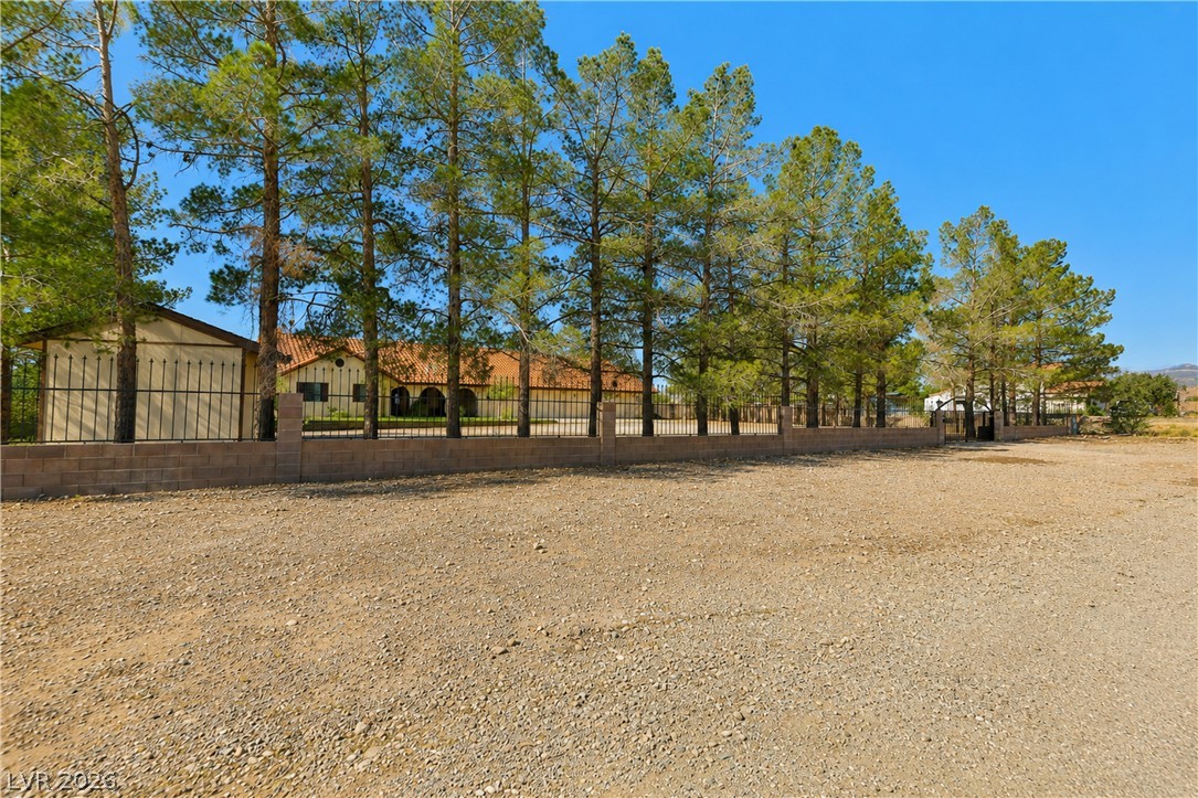 4325 West Pebble Road Las Vegas NV 89139