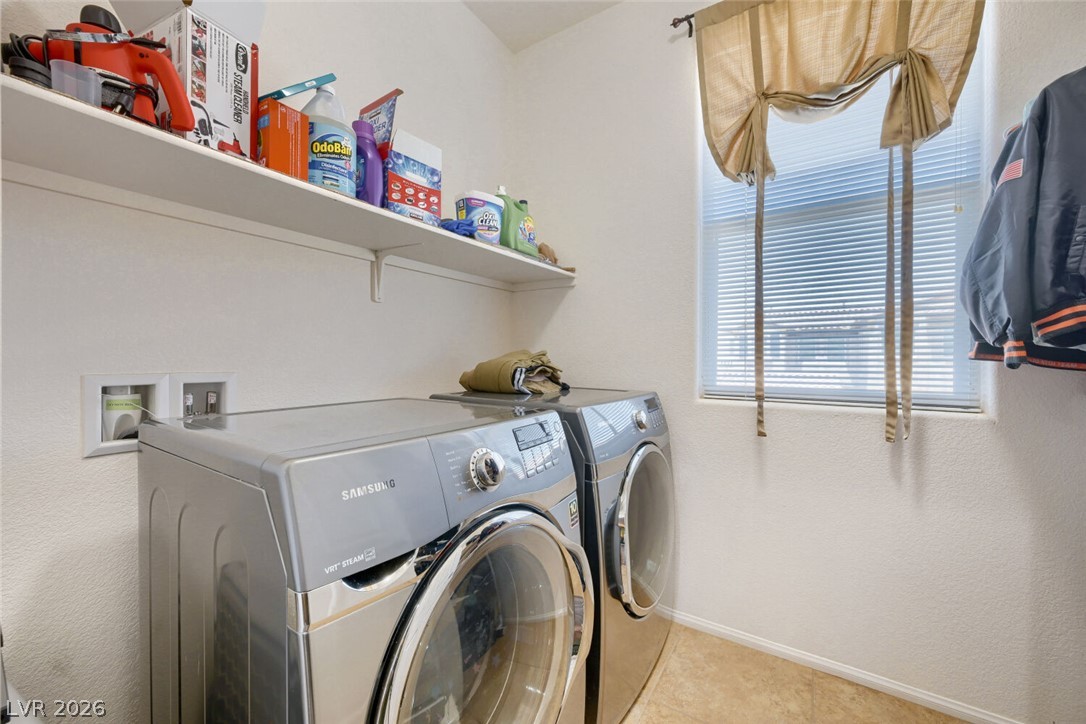 6841 Compass Cove Avenue Las Vegas NV 89142