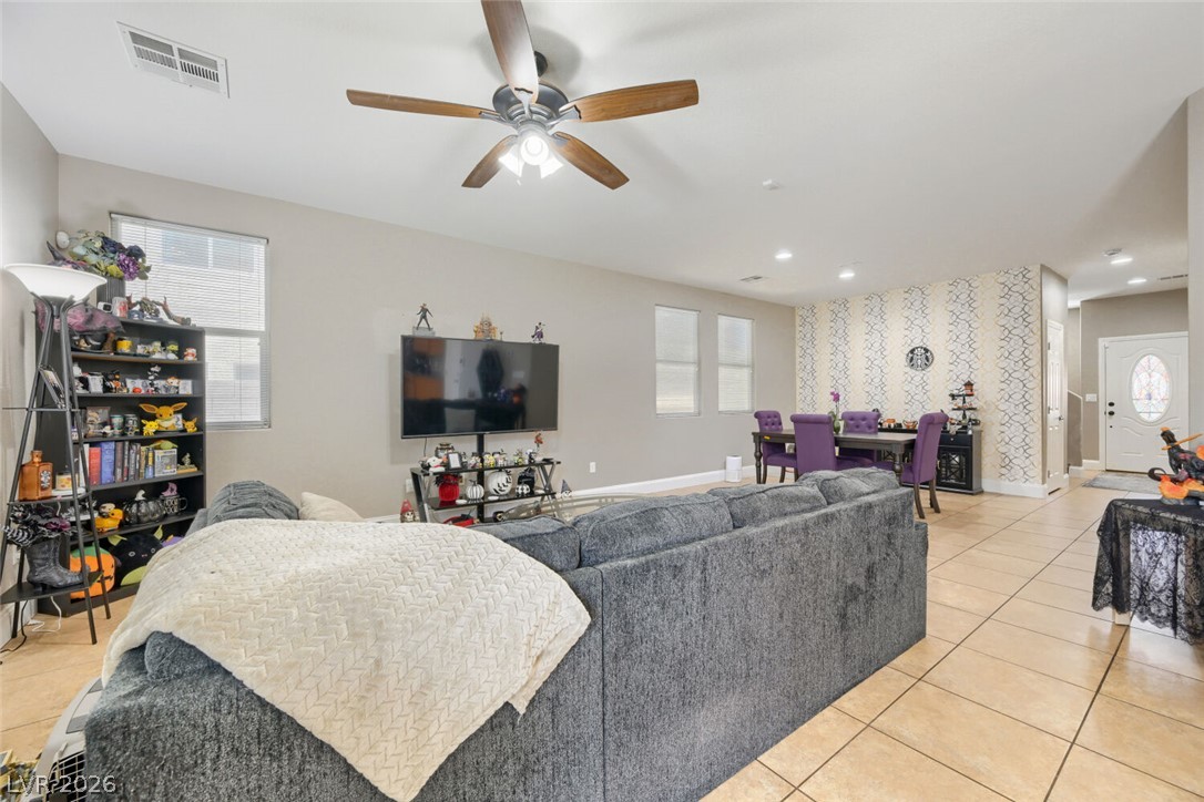 6841 Compass Cove Avenue Las Vegas NV 89142