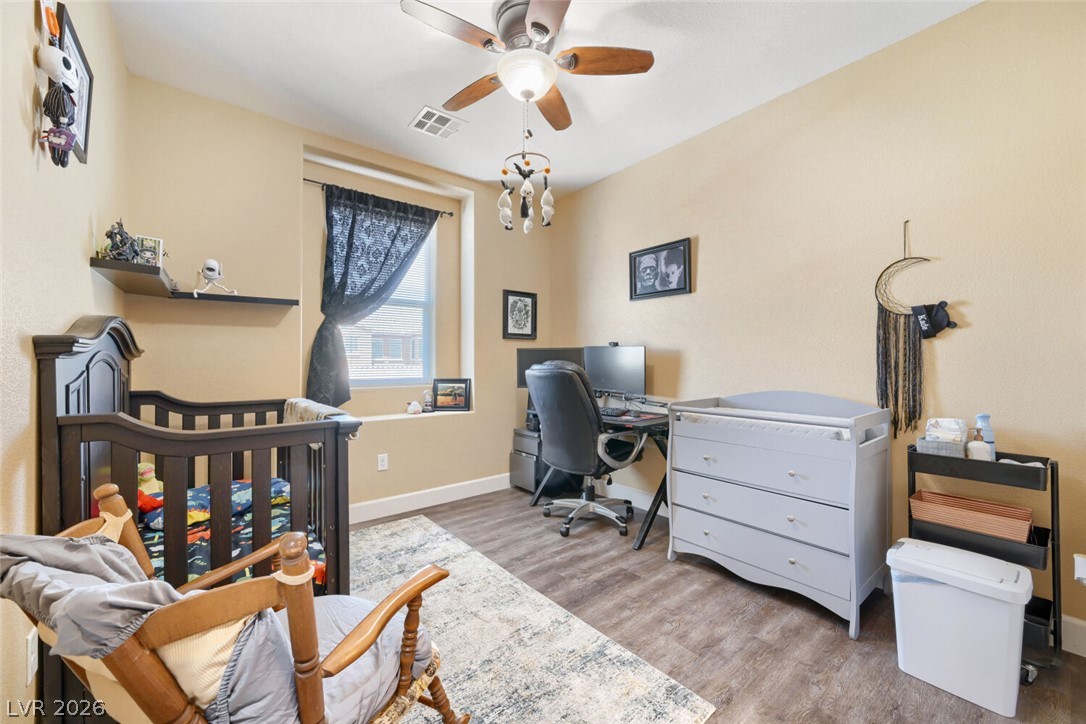 6841 Compass Cove Avenue Las Vegas NV 89142