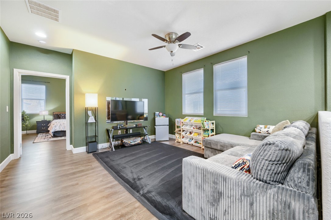 6841 Compass Cove Avenue Las Vegas NV 89142