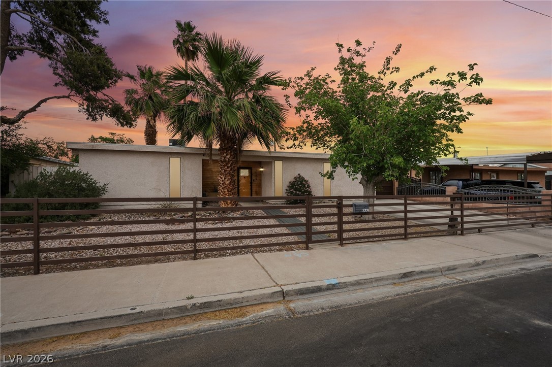 3709 Sunrise Avenue Las Vegas NV 89110