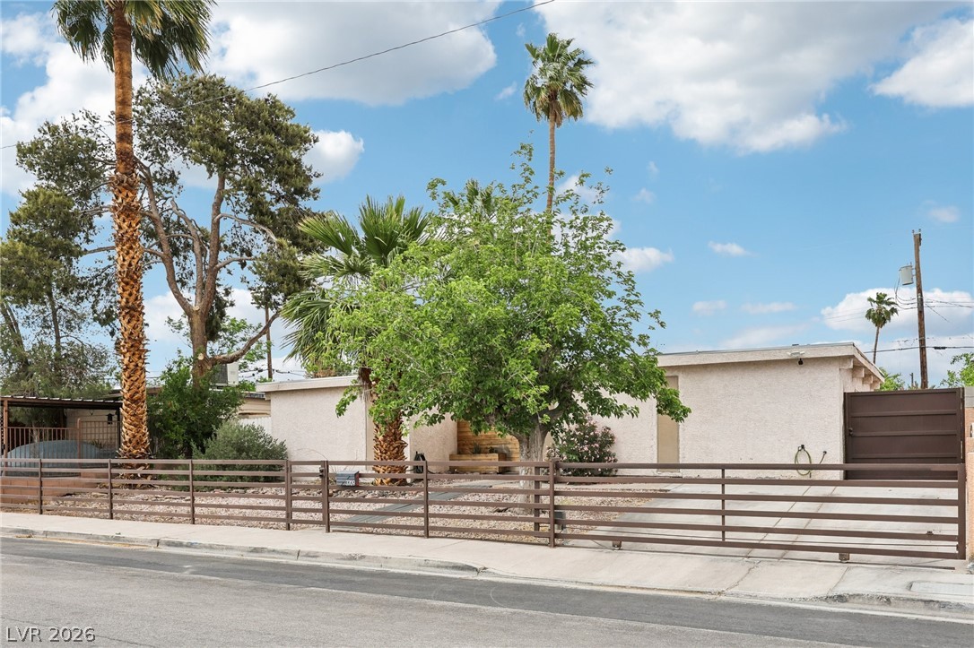 3709 Sunrise Avenue Las Vegas NV 89110