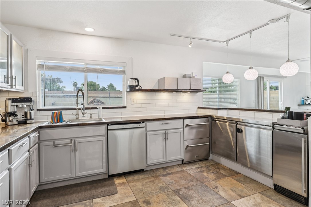 3709 Sunrise Avenue Las Vegas NV 89110