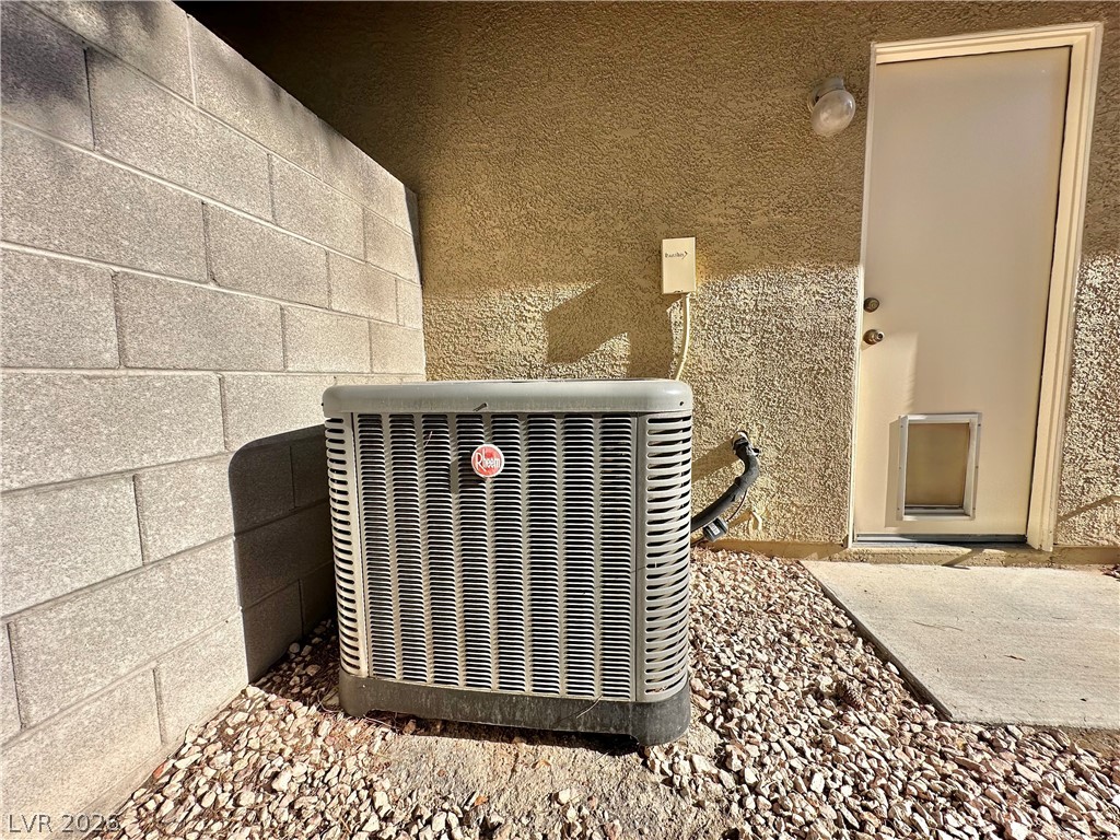 519 Lambourne Court Las Vegas NV 89123