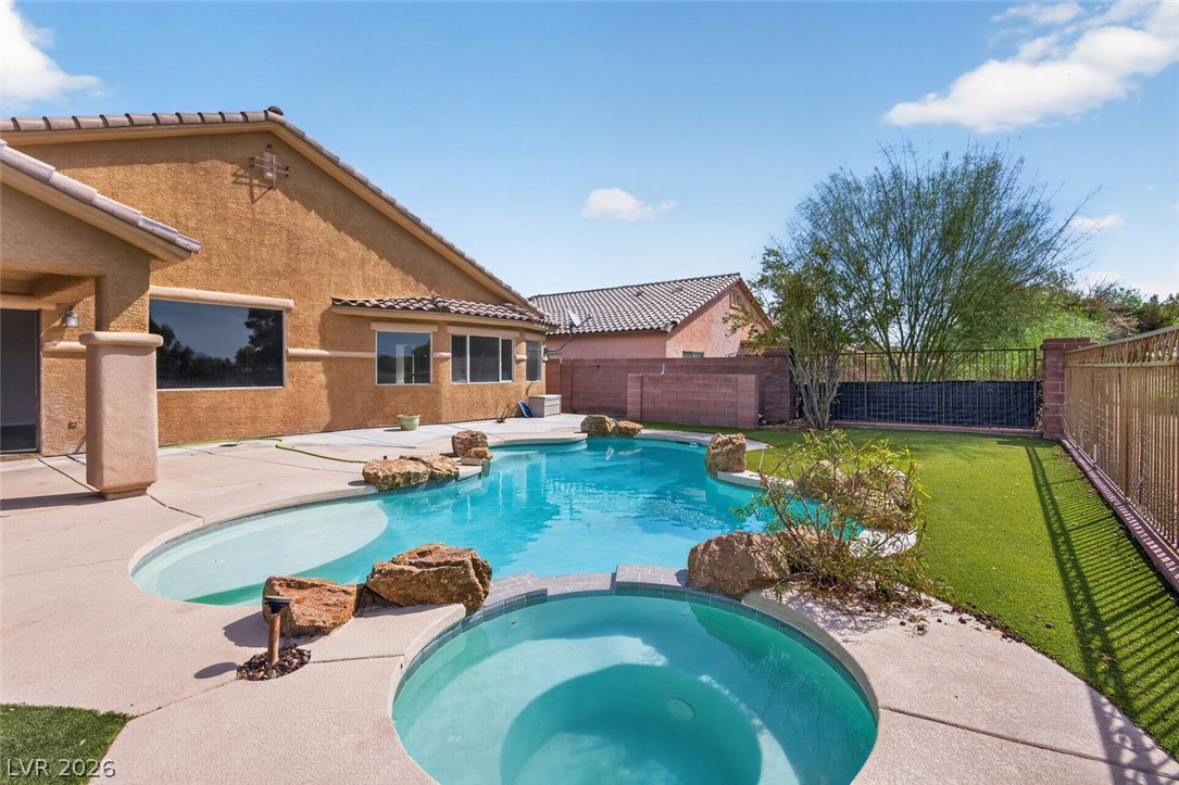 5641 Little Lake Avenue Las Vegas NV 89122