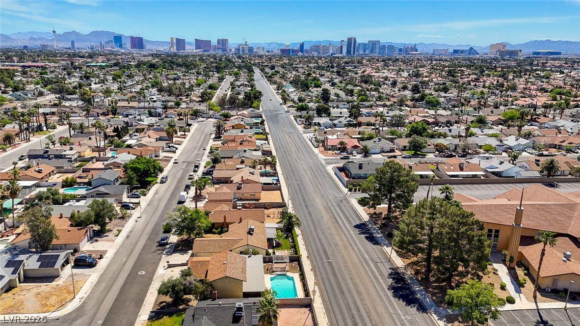 6635 Baywood Avenue Las Vegas NV 89103