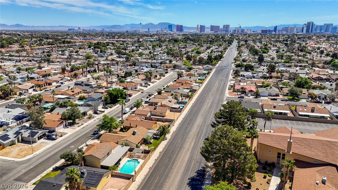 6635 Baywood Avenue Las Vegas NV 89103