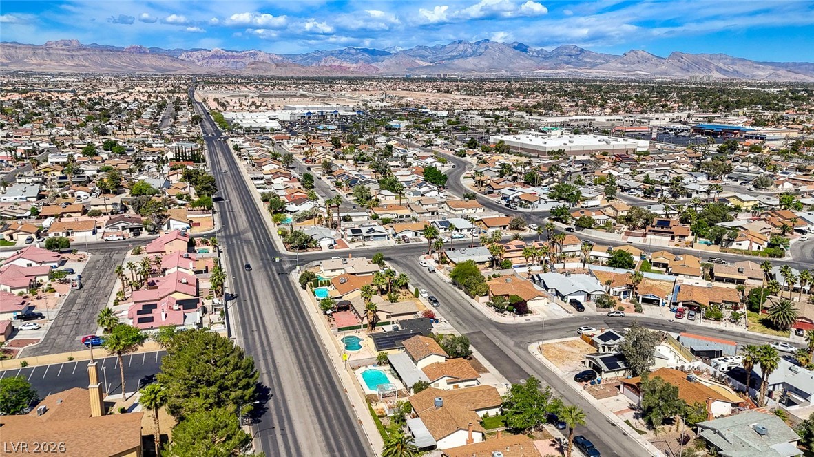 6635 Baywood Avenue Las Vegas NV 89103