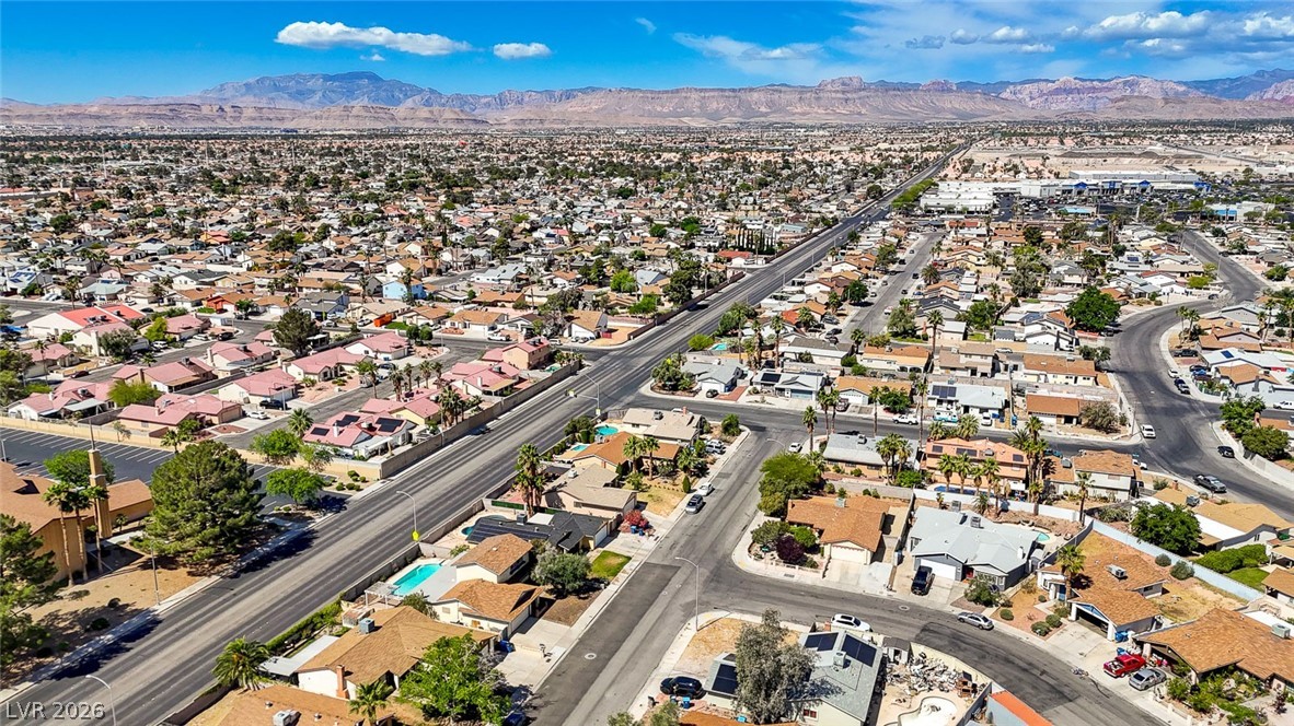 6635 Baywood Avenue Las Vegas NV 89103