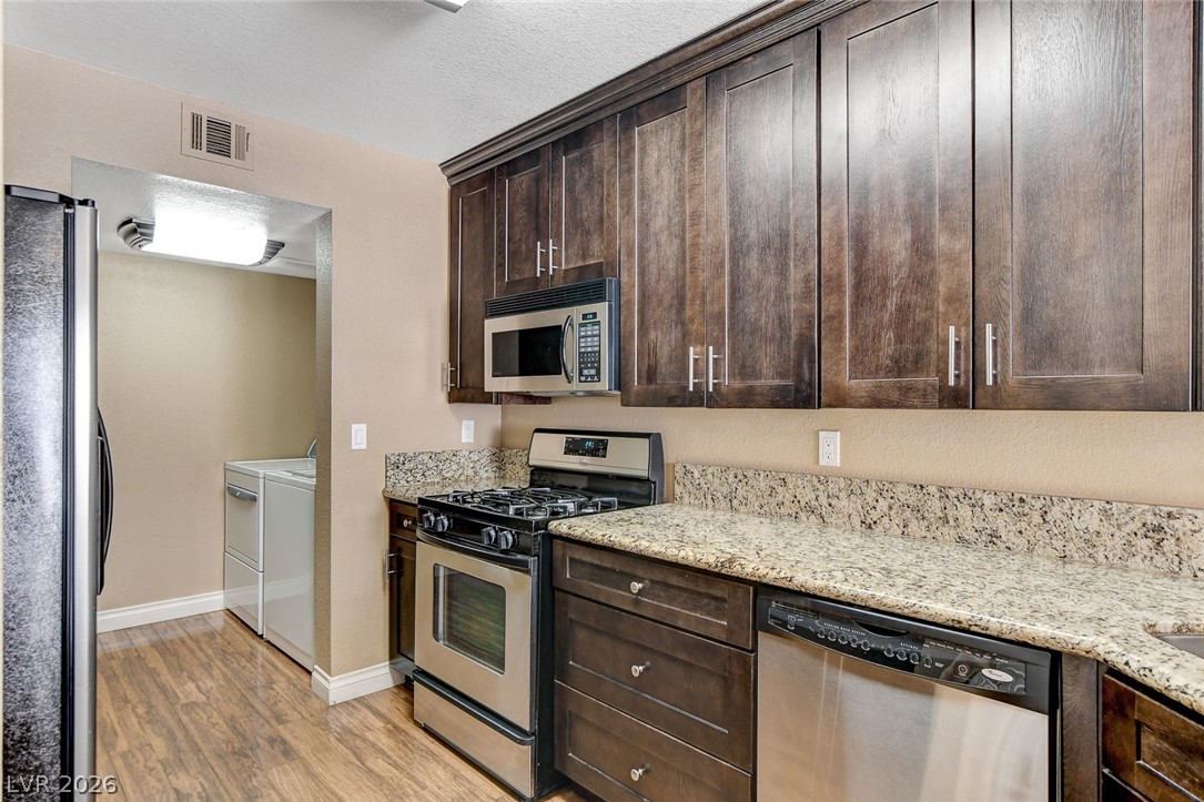 8036 Delbonita Avenue Las Vegas NV 89147
