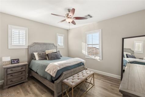 25 Kittansett Loop Henderson NV 89052