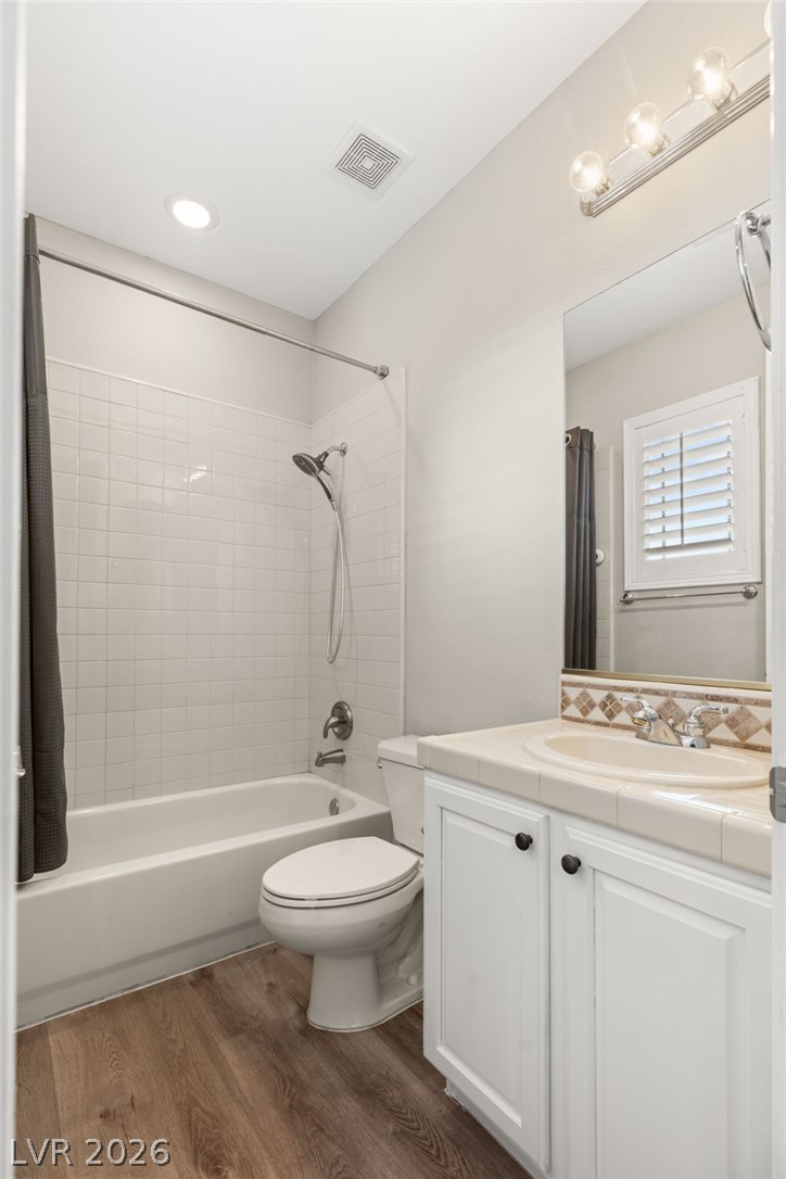 25 Kittansett Loop Henderson NV 89052