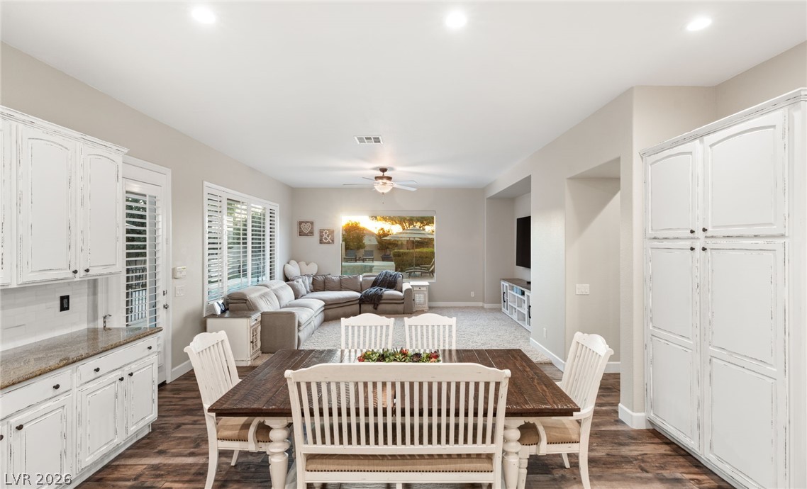 25 Kittansett Loop Henderson NV 89052