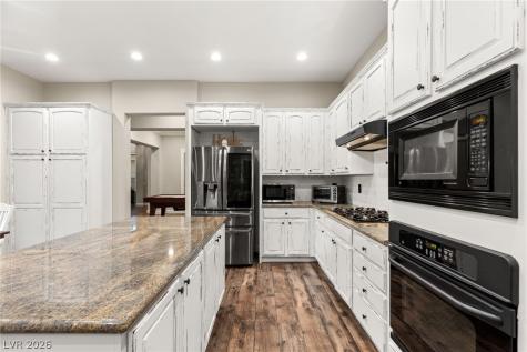 25 Kittansett Loop Henderson NV 89052