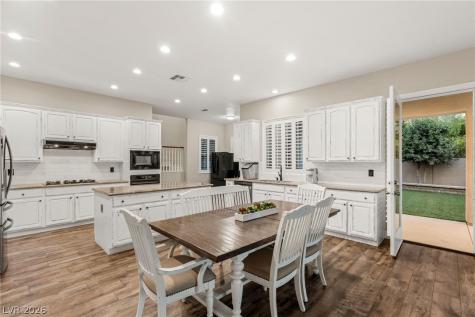 25 Kittansett Loop Henderson NV 89052