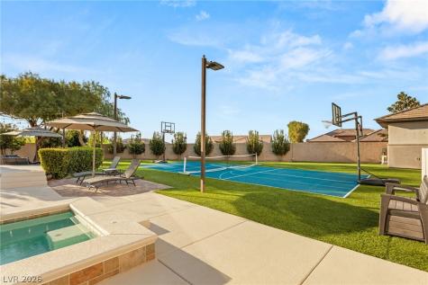 25 Kittansett Loop Henderson NV 89052