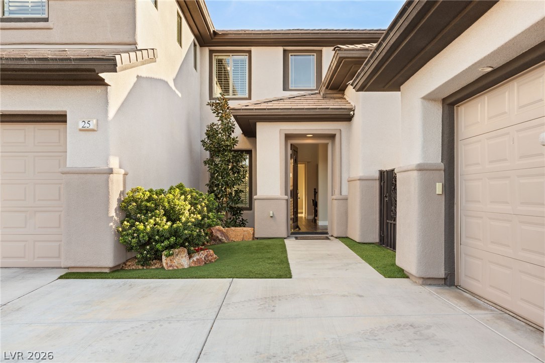 25 Kittansett Loop Henderson NV 89052
