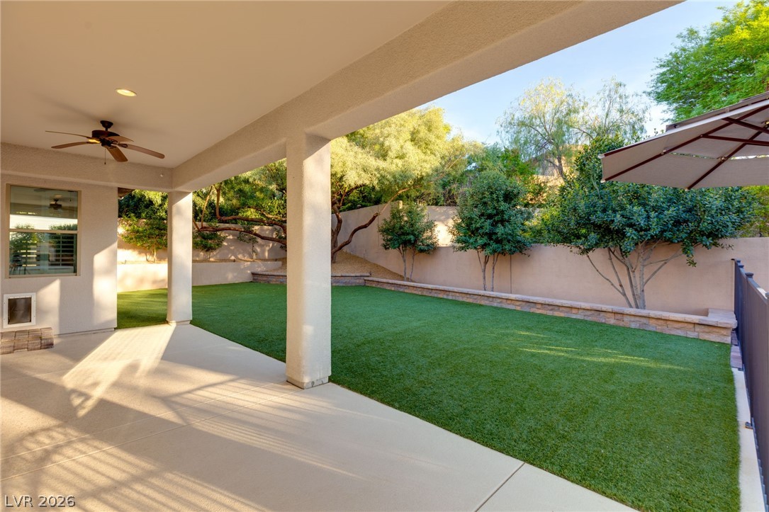 25 Kittansett Loop Henderson NV 89052