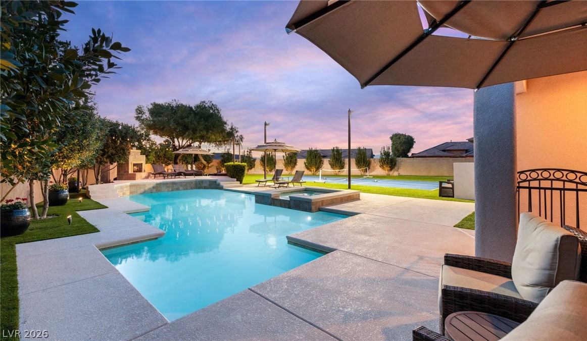 25 Kittansett Loop Henderson NV 89052