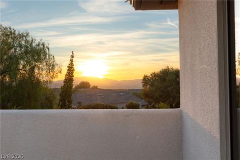 25 Kittansett Loop Henderson NV 89052