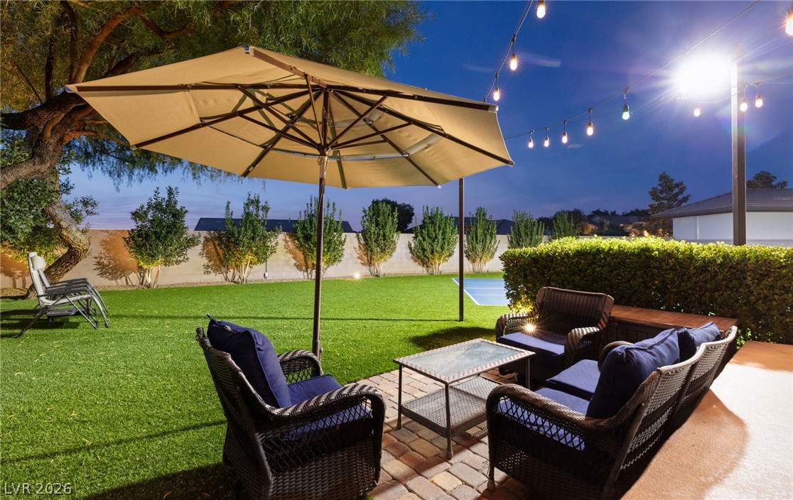 25 Kittansett Loop Henderson NV 89052