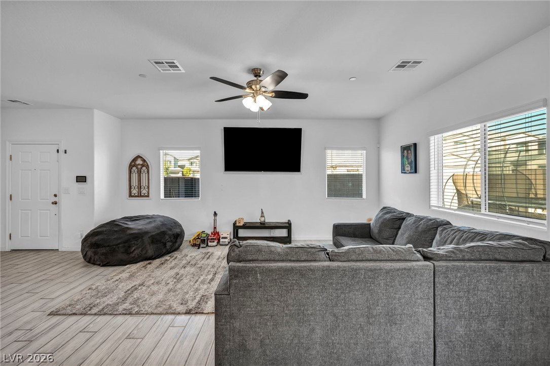 1626 Dakota Group Avenue North Las Vegas NV 89084