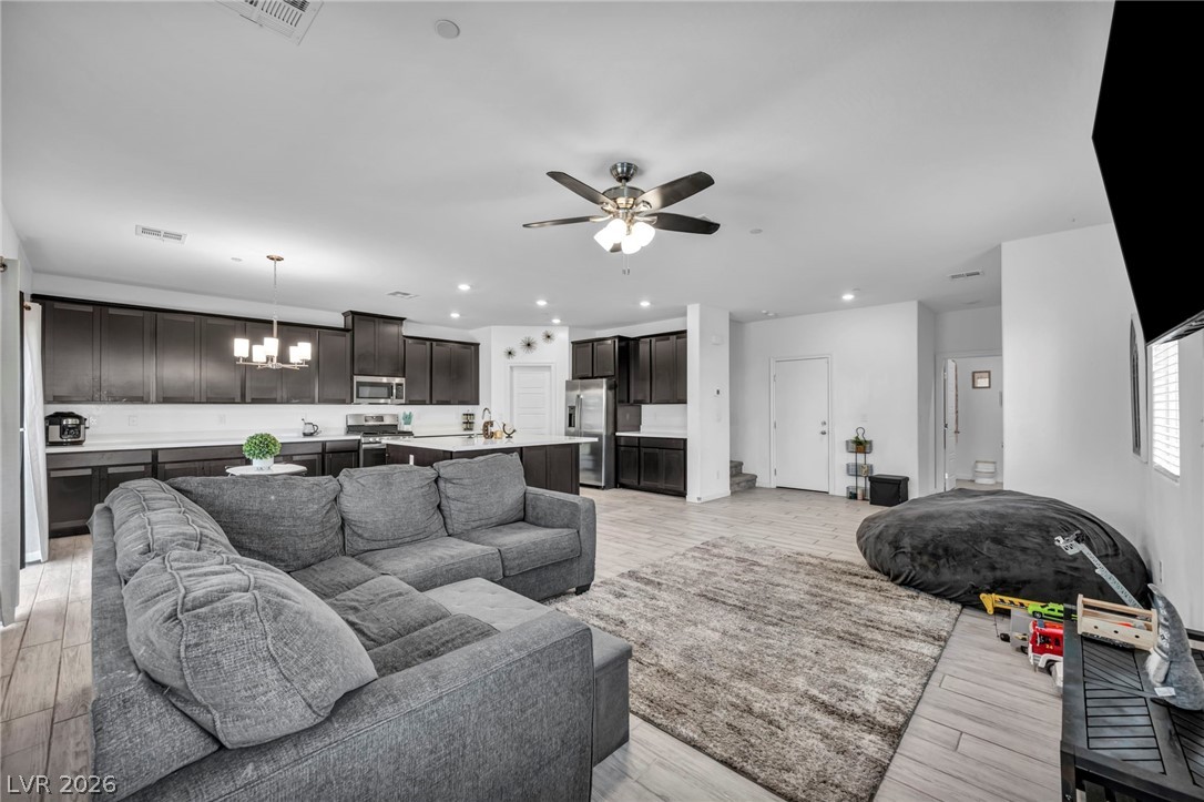 1626 Dakota Group Avenue North Las Vegas NV 89084