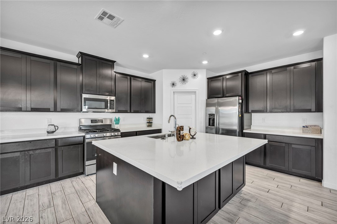 1626 Dakota Group Avenue North Las Vegas NV 89084