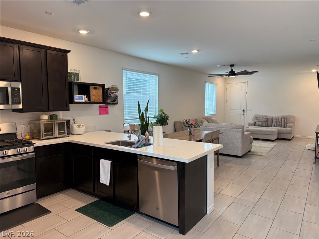 9447 Elmhurst Ridge Avenue Las Vegas NV 89143