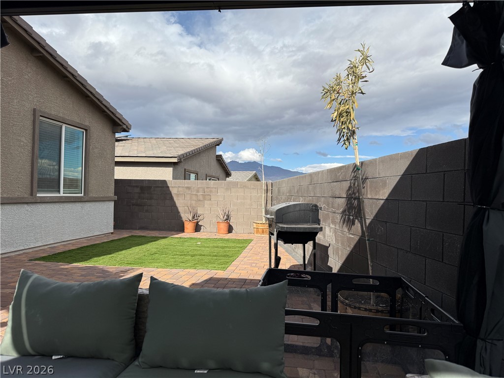 9447 Elmhurst Ridge Avenue Las Vegas NV 89143