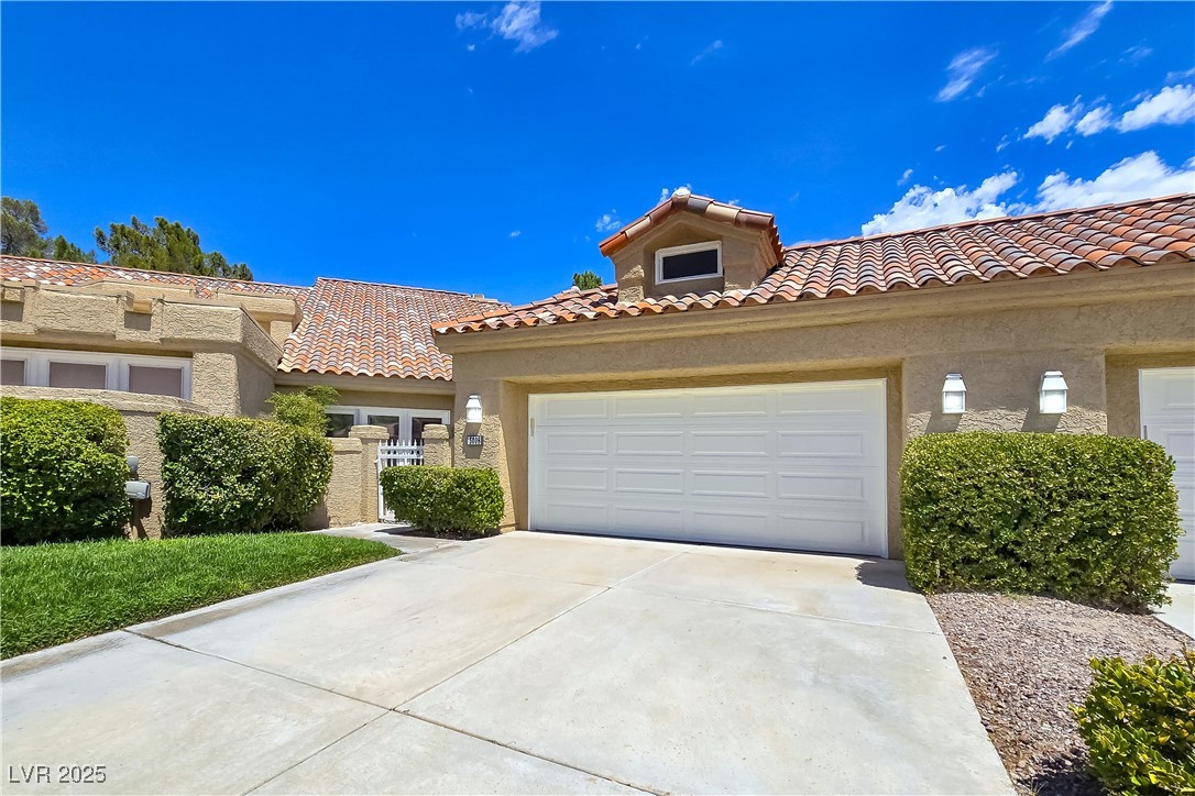 5008 Shoal Creek Circle Las Vegas NV 89113