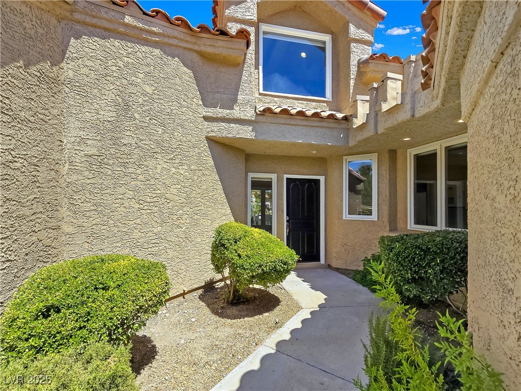 5008 Shoal Creek Circle Las Vegas NV 89113