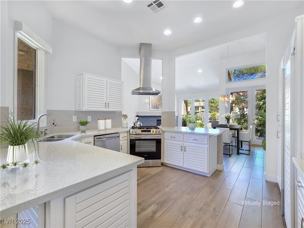 5008 Shoal Creek Circle Las Vegas NV 89113