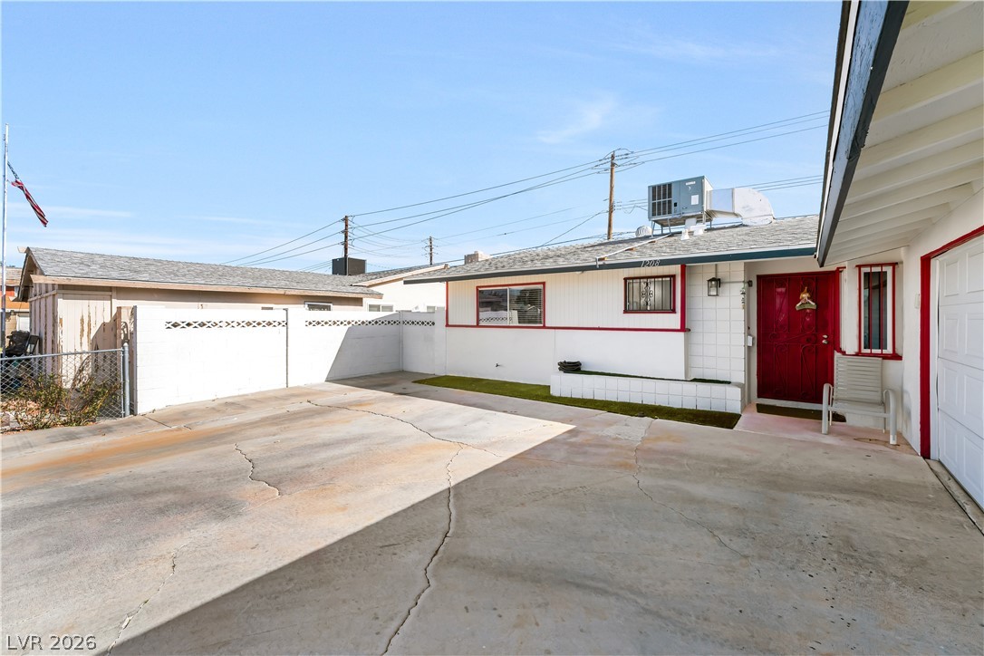 1208 Saylor Way Las Vegas NV 89108