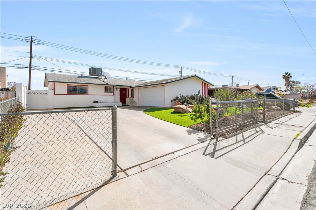 1208 Saylor Way Las Vegas NV 89108