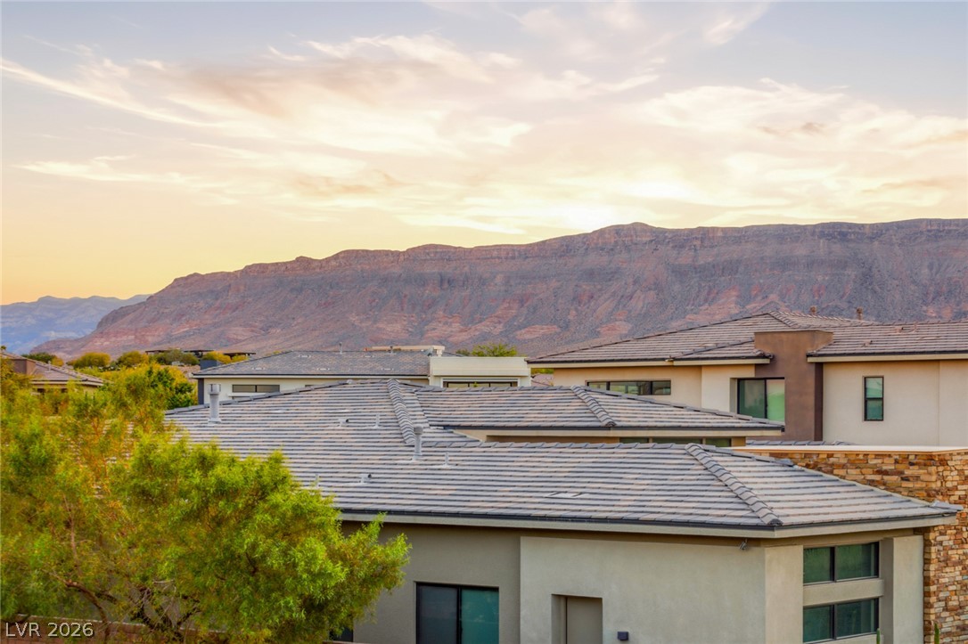 64 Grey Feather Drive Las Vegas NV 89135