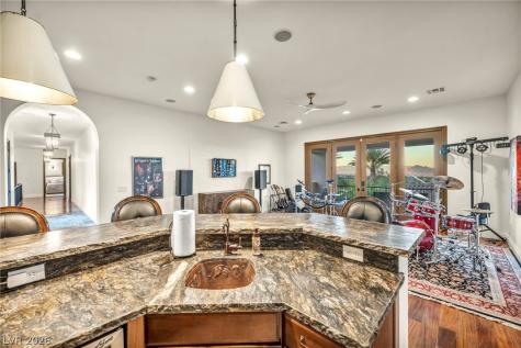 1158 Christian Road Henderson NV 89002